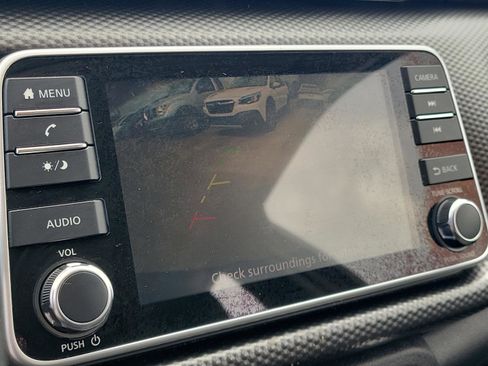 Certified 2020 Nissan Kicks SV image 23