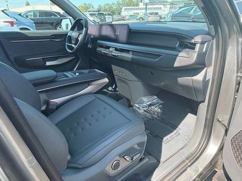 Used 2024 Kia EV9 Wind AWD/4WD image 9