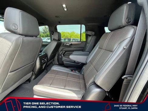 Used 2026 Chevrolet Suburban High Country RWD image 12