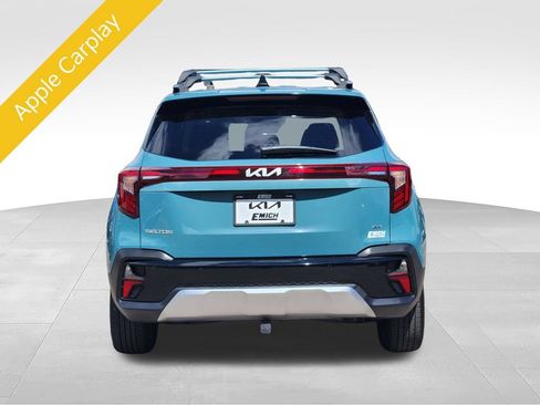 Certified 2025 Kia Seltos EX w/ EX Sunroof Package AWD/4WD image 3