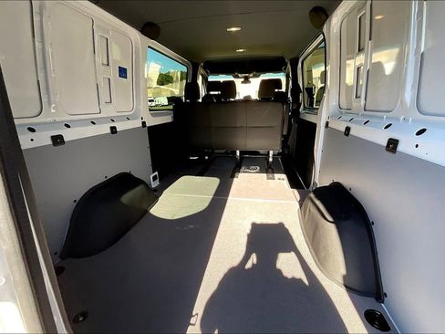 New 2026 Mercedes-Benz Sprinter 2500 image 9