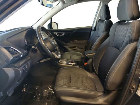 Used 2021 Subaru Forester Premium image 9