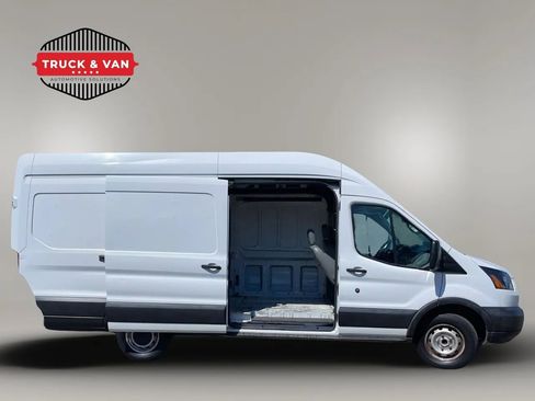 Used 2019 Ford Transit 250 148 High Roof Extended RWD image 37