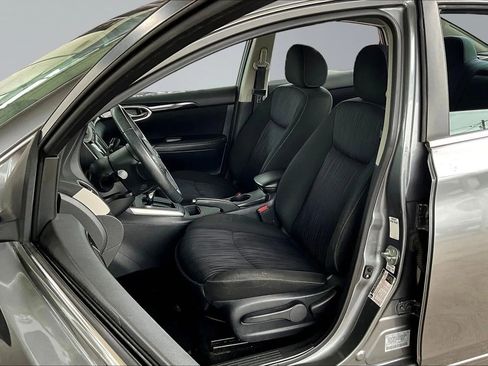 Used 2019 Nissan Sentra SV image 18