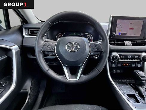 Used 2024 Toyota RAV4 XLE w/ Convenience Package AWD/4WD image 6