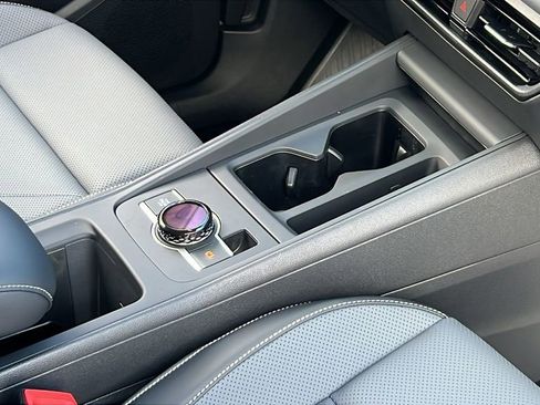 New 2026 Volkswagen Tiguan SE image 12