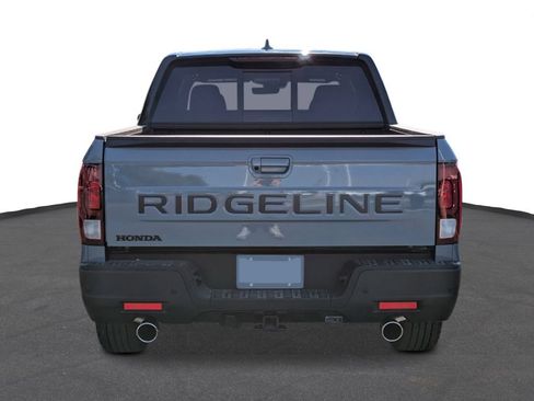 New 2026 Honda Ridgeline Black Edition image 4