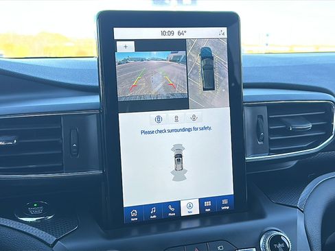 Used 2020 Ford Explorer ST w/ Premium Technology Package image 34