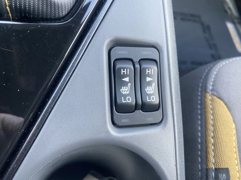 Certified 2025 Subaru Crosstrek 2.5i Sport w/ Crosstrek Mirror Package image 33