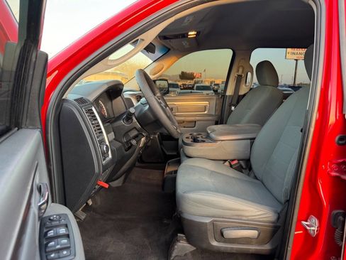 Used 2017 RAM 1500 Classic SLT image 17