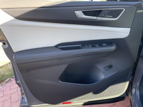 New 2026 Volkswagen Atlas Cross Sport SEL Premium R-Line image 14