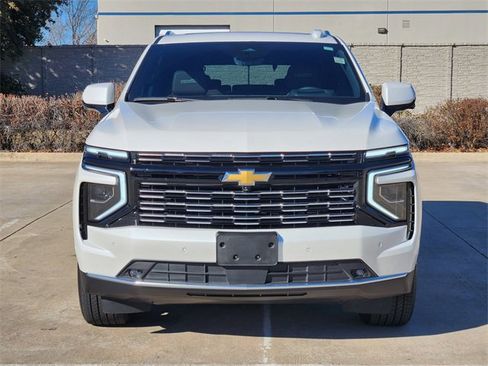 Used 2025 Chevrolet Tahoe High Country w/ LPO, Illumination Package image 2