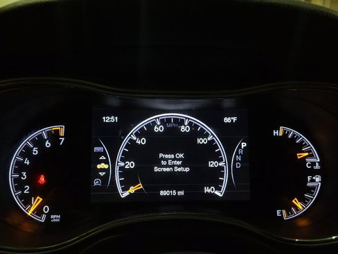 Used 2017 Jeep Grand Cherokee Limited AWD/4WD image 23