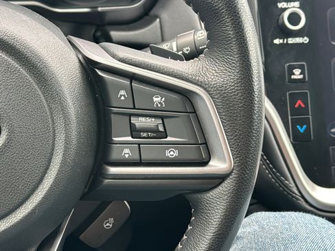 Used 2023 Subaru Outback Limited image 12