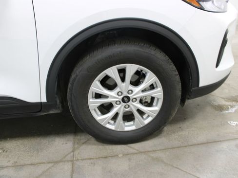 Used 2025 Ford Escape Active image 33