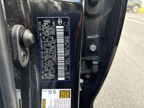 Used 2022 Toyota Corolla LE image 8