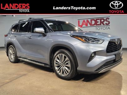 Used 2022 Toyota Highlander Platinum