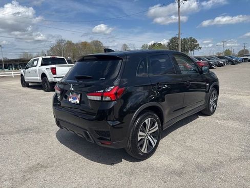 Used 2025 Mitsubishi Outlander Sport AWD image 16