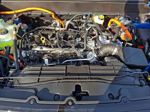 New 2026 Ford Maverick XLT w/ Equipment Group 301A image 19