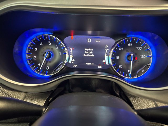 Used 2019 Chrysler Pacifica Limited w/ Advanced Safetytec Group FWD image 27
