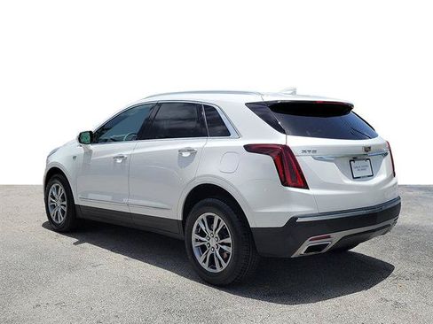 Certified 2023 Cadillac XT5 Premium Luxury FWD image 4