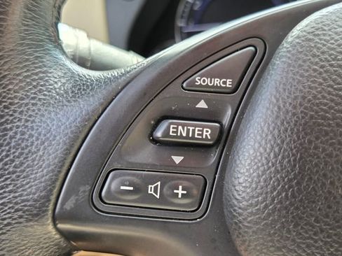 Used 2016 INFINITI QX50 2WD w/ Deluxe Touring Package image 34