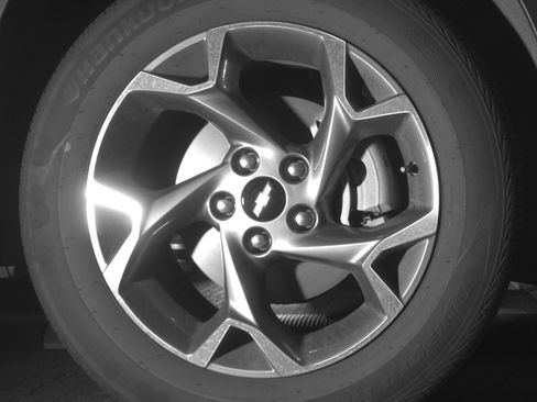 Used 2025 Chevrolet Trax LT FWD image 13