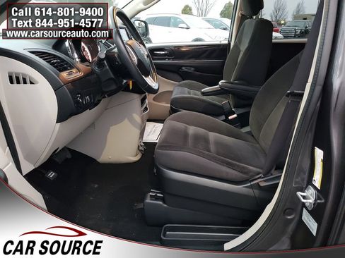 Used 2017 Dodge Grand Caravan SE w/ Power Window Group image 11