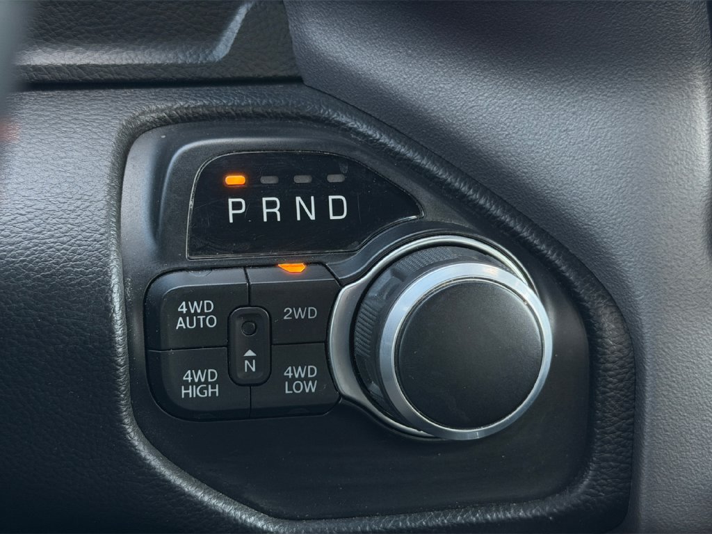 Used 2023 RAM 1500 Big Horn AWD/4WD image 16