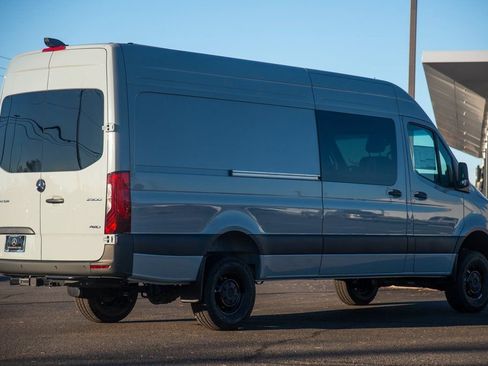 New 2025 Mercedes-Benz Sprinter 2500 image 11