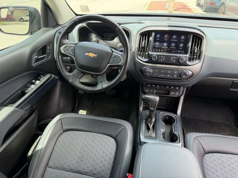 Used 2021 Chevrolet Colorado Z71 w/ Safety Package RWD image 20