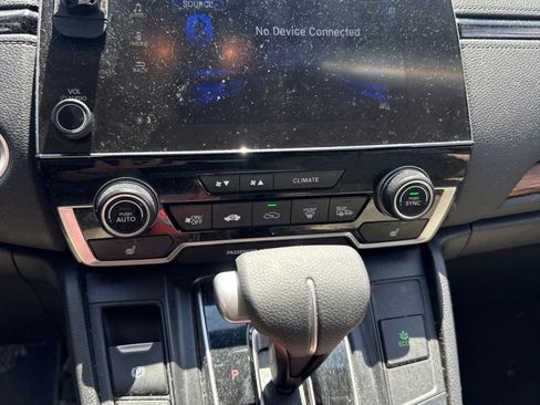 Used 2017 Honda CR-V EX image 3