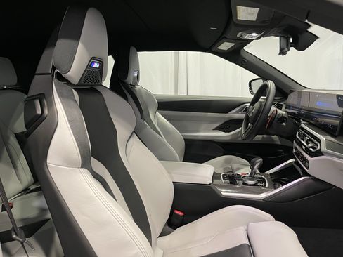 Used 2024 BMW M4 xDrive Competition AWD/4WD image 15