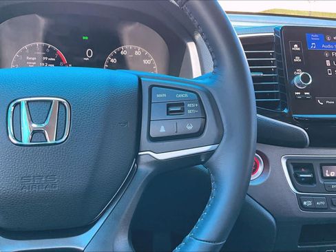 Used 2024 Honda Ridgeline Sport image 25