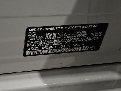 Used 2024 BMW X7 xDrive40i w/ M Sport Package image 28