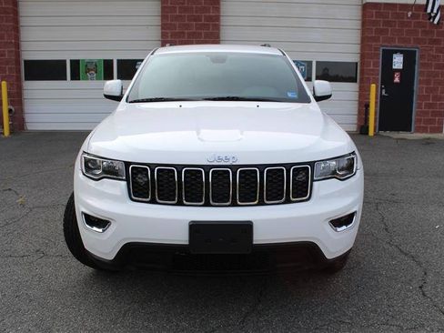 Used 2021 Jeep Grand Cherokee Laredo AWD/4WD image 8