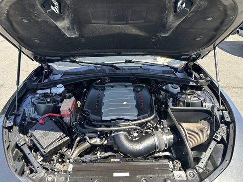 Used 2018 Chevrolet Camaro SS RWD image 19