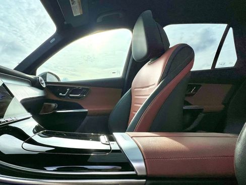 Certified 2026 Mercedes-Benz GLC 300 4MATIC image 20