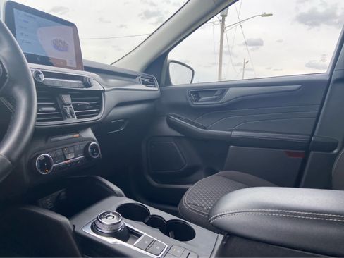 Used 2024 Ford Escape Active AWD/4WD image 35