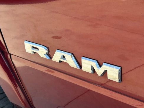 Used 2019 RAM 2500 Laramie AWD/4WD image 17