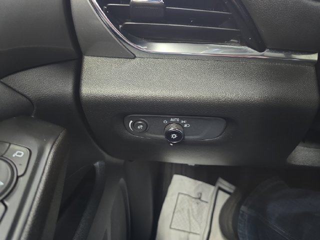 Certified 2023 Chevrolet Traverse LT AWD/4WD image 21