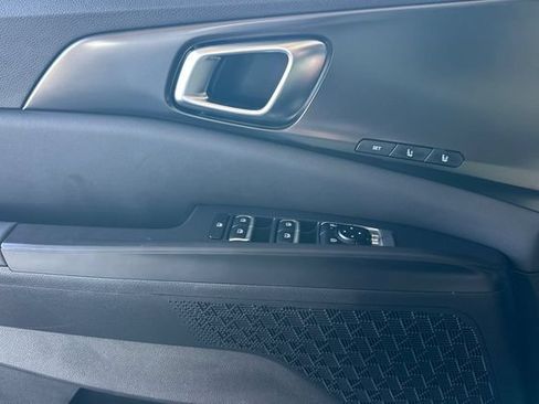 Used 2026 Kia Carnival SX Prestige FWD image 10
