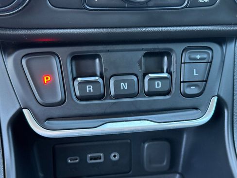 Used 2020 GMC Terrain SLE w/ Driver Convenience Package image 22