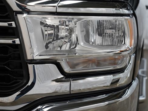 Used 2024 RAM 3500 Tradesman w/ Chrome Appearance Group image 14