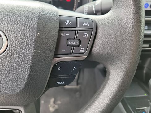 Used 2025 Toyota Camry LE FWD image 28