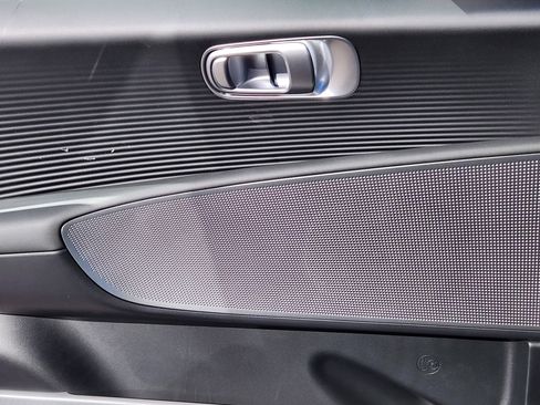 New 2025 Hyundai Ioniq 6 SEL image 7