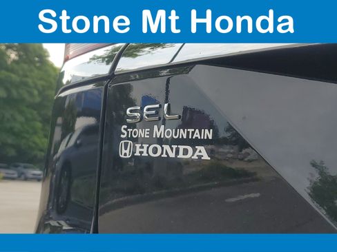 Used 2024 Volkswagen Atlas SEL Premium R-Line AWD/4WD image 8