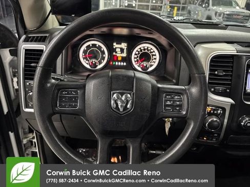 Used 2018 RAM 1500 Classic SLT AWD/4WD image 19