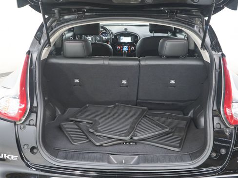 Used 2015 Nissan Juke SL FWD image 16