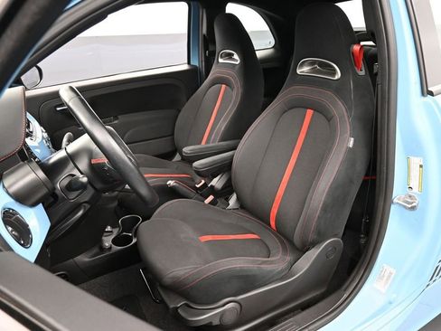 Used 2017 FIAT 500 Abarth w/ Popular Equipment Package FWD image 5